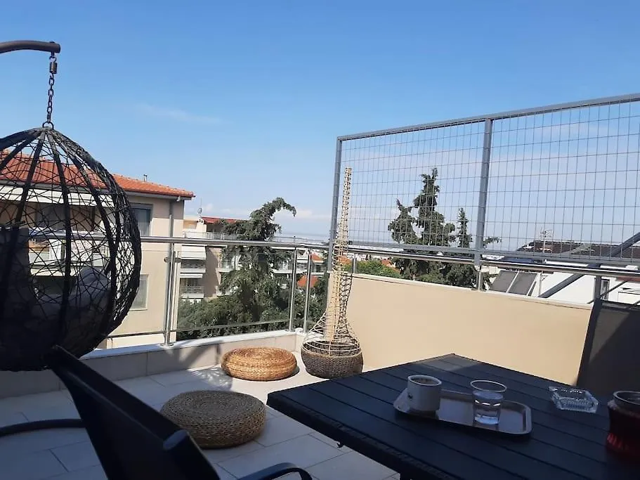 Όμορφο Διαμέρισμα- Σοφίτα Με Υπέροχη Θεα Thessaloniki 0*,  Greece